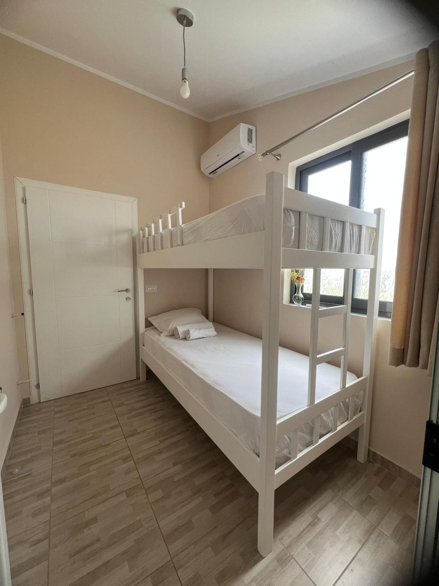 Ballkan B&B Grile Bagian luar foto