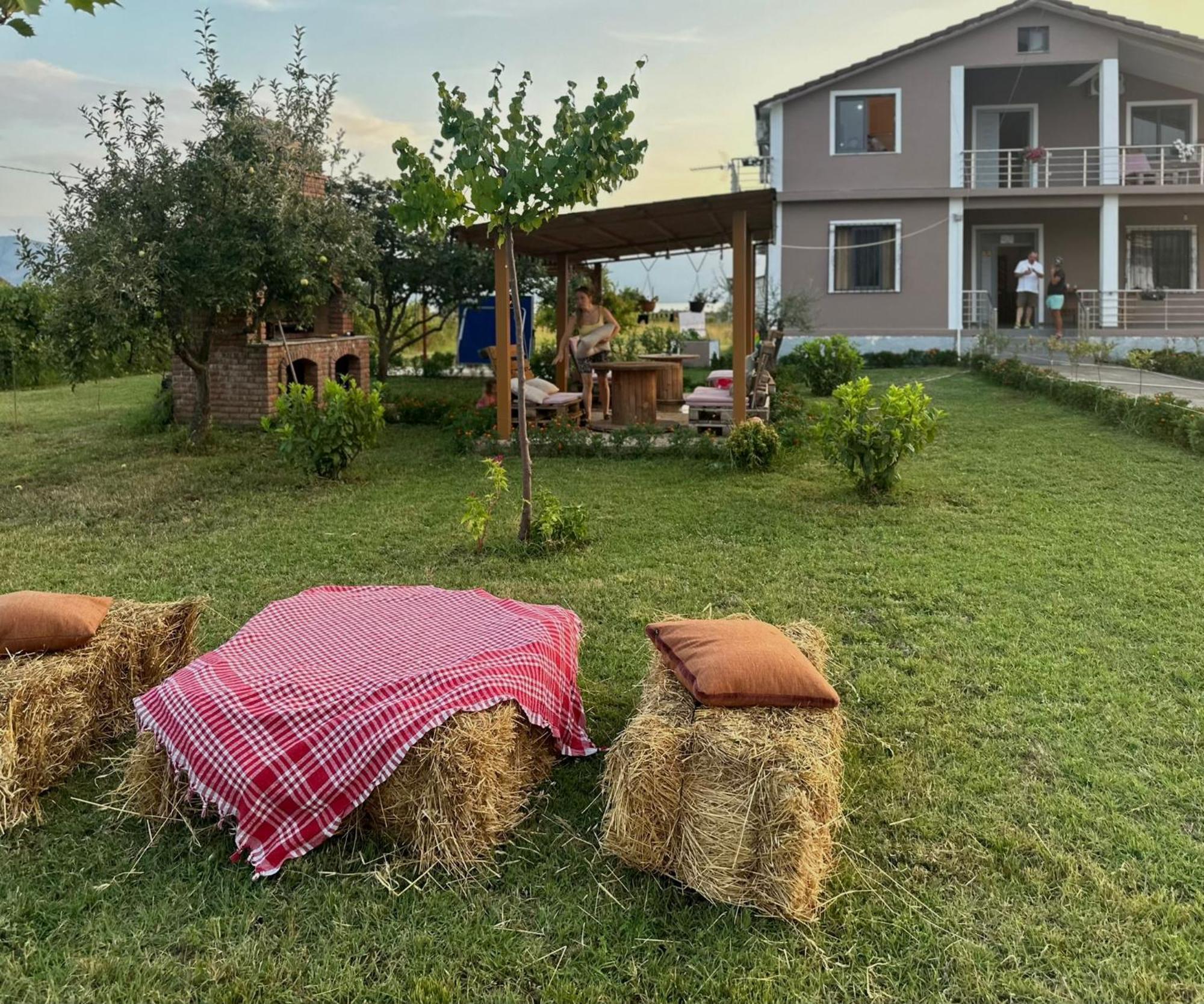 Ballkan B&B Grile Bagian luar foto