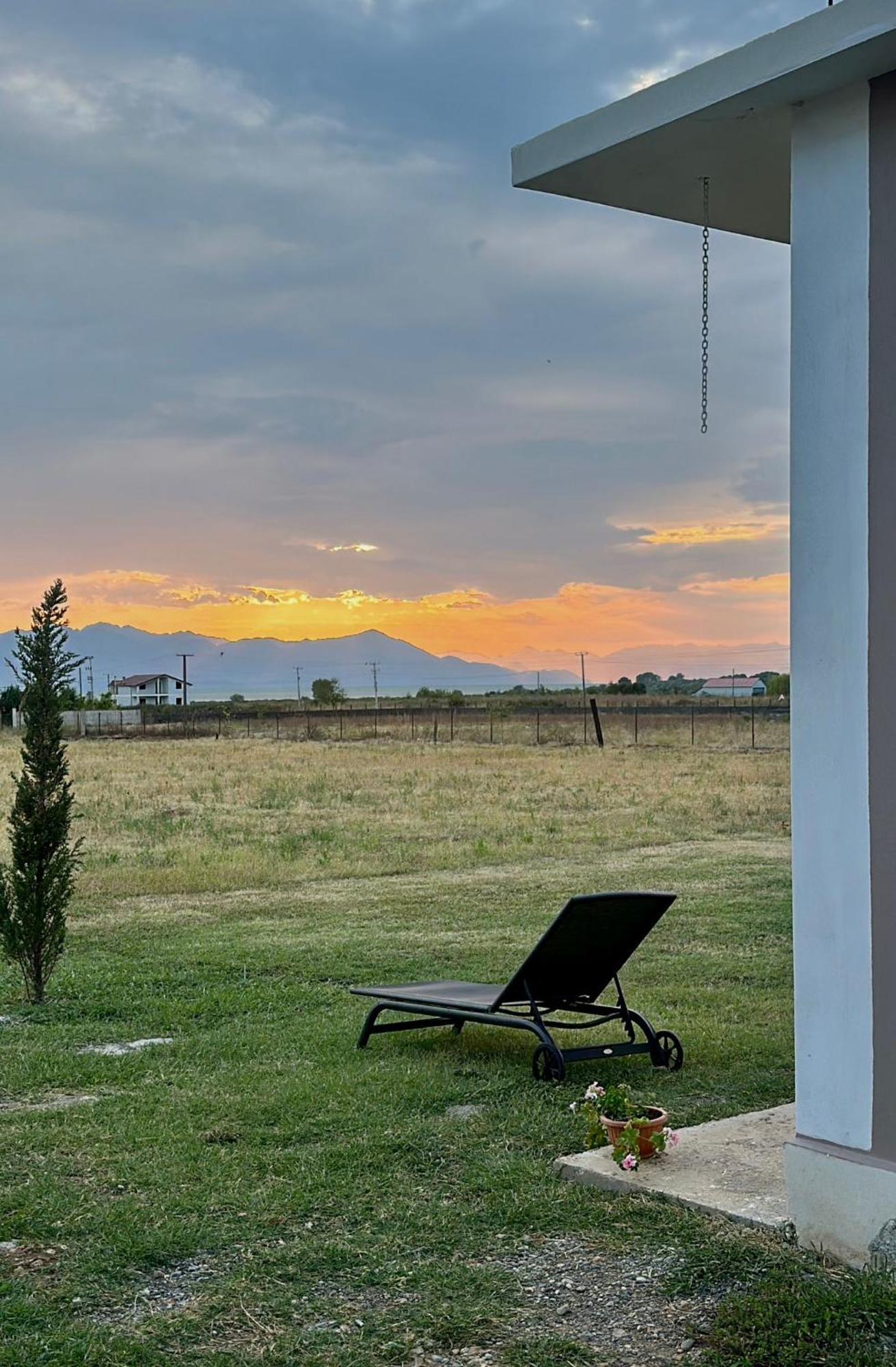Ballkan B&B Grile Bagian luar foto