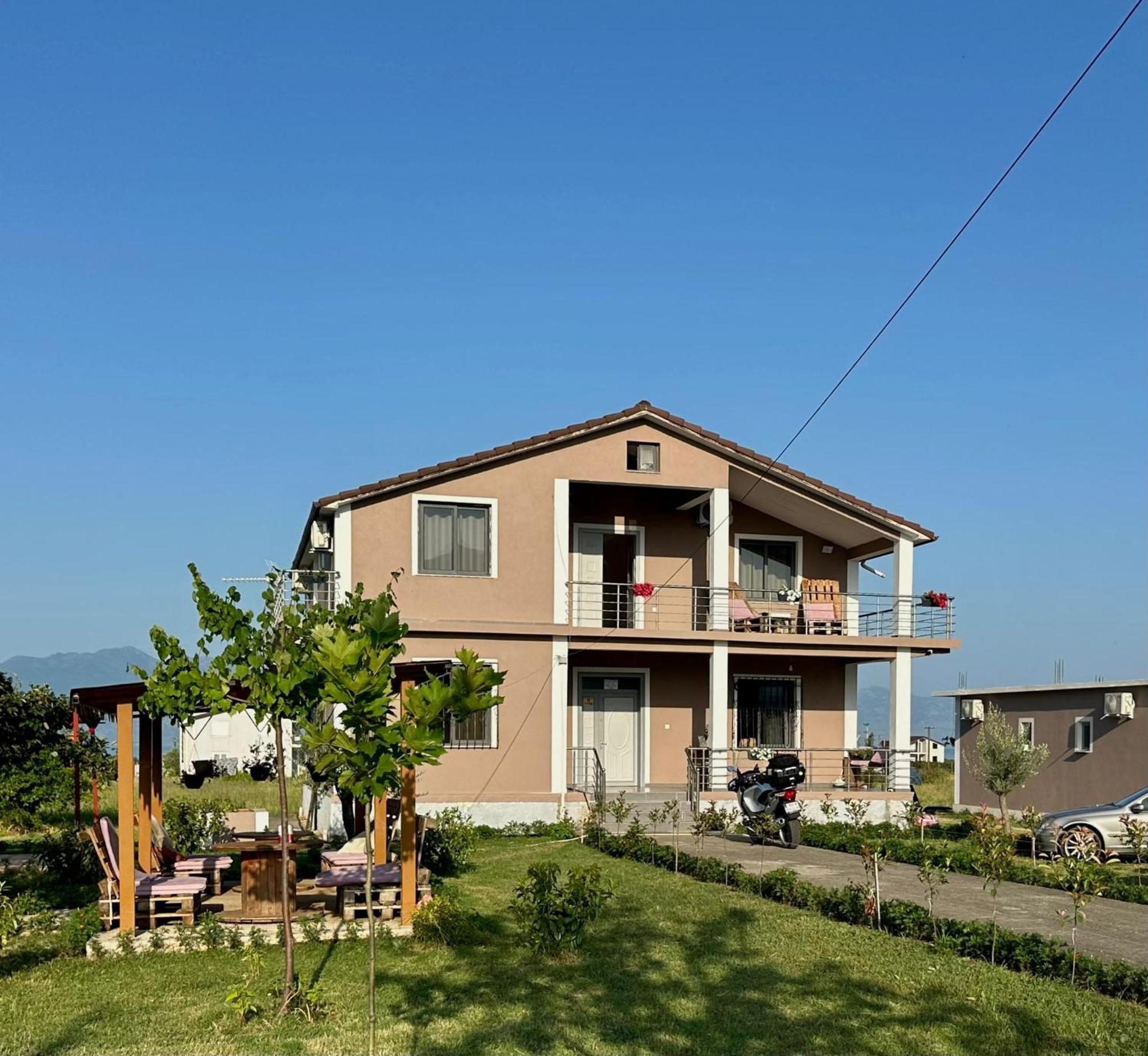 Ballkan B&B Grile Bagian luar foto